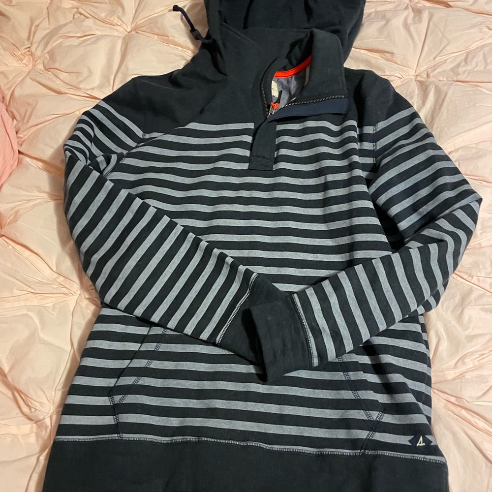 Large gently used sperry sweatshirt